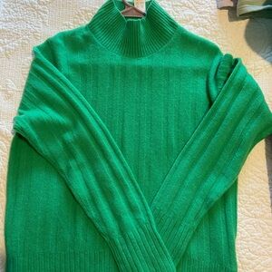 NWT J. Crew Woman’s Green Mock Neck Sweater Sz XS